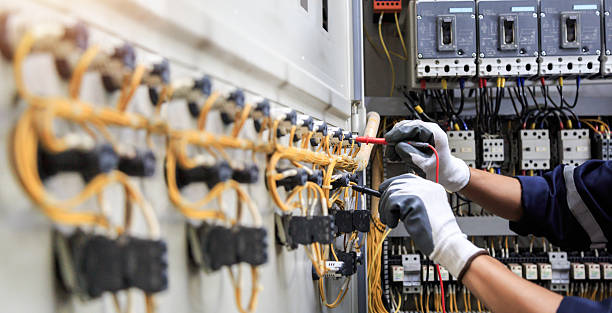 Professional Electrician technician working in Northgate, OH